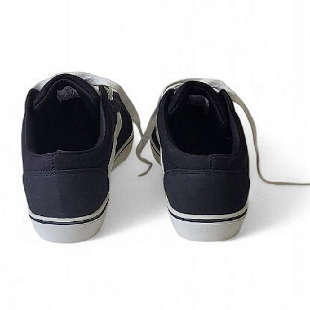 🆕️ Black & White Canvas Sneakers - Picture 4 of 11